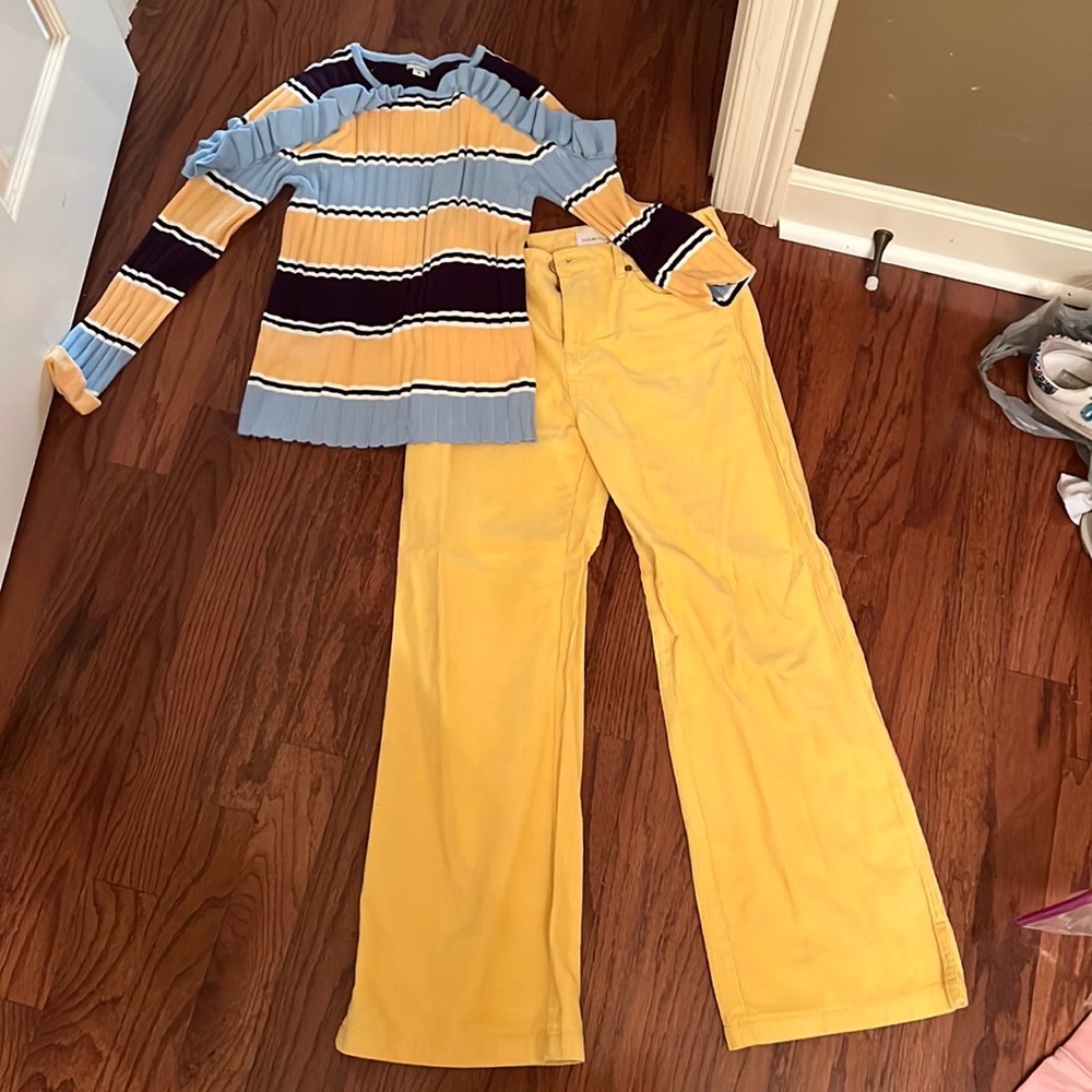 Cute Fall outfit! Great for a casual event!